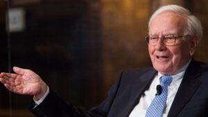 Warren Buffett Loves HP Stock - Should You Buy Shares?